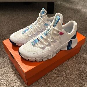 Women’s Nike free Metcon 5
